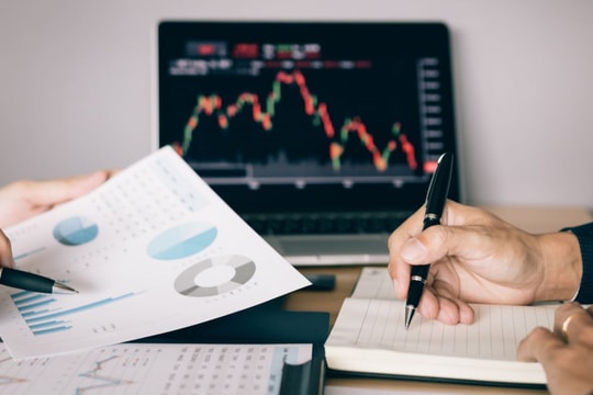 Chiến lược "chia tiền nhỏ giọt" giúp nhà đầu tư tránh "đu đỉnh"