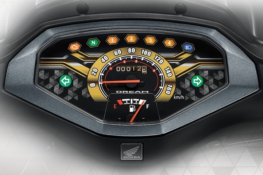 Mẫu xe máy từng "làm mưa làm gió" tái xuất, trang bị bất ngờ, giá khiến dân chơi giật mình