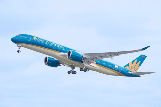 Giá nhiên liệu bay tăng mạnh, lợi nhuận Vietnam Airlines đứng trước áp lực mới