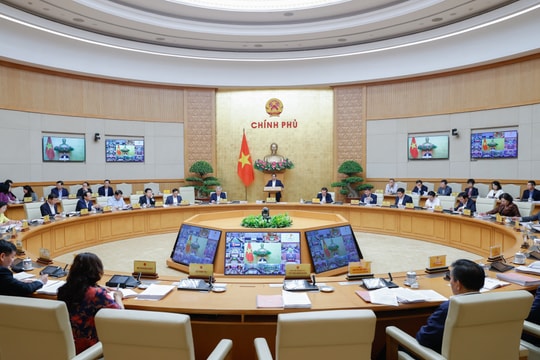 Chính phủ kiên định mục tiêu tăng trưởng GDP năm 2025 từ 8% trở lên