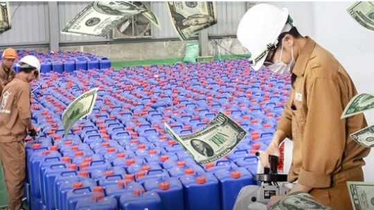 Trả cổ tức cao đều như vắt tranh, cổ đông một doanh nghiệp hóa chất tăng nhanh chóng mặt