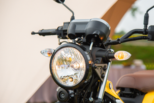 Mẫu xe máy số chỉ "ăn" 1,69 lít/100km có giá giảm "chạm đáy": Diện mạo thu hút dân chơi