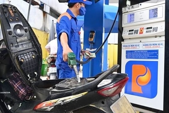 Giá xăng dầu hôm nay 21/6/2025: Hạ nhiệt sau tuyên bố của Nhà Trắng