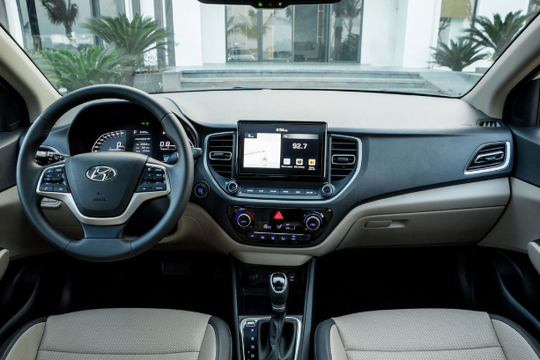 Giá chỉ hơn 400 triệu: Mẫu ô tô Hàn làm nên kỳ tích vượt mặt Toyota Vios