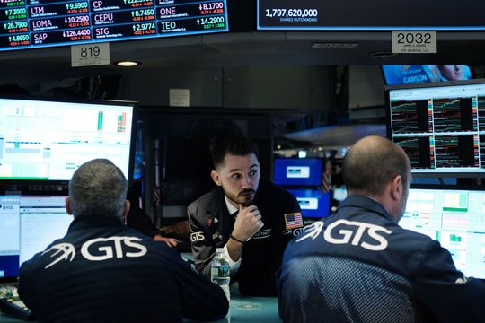 Chứng khoán Mỹ tăng nhẹ, Nasdaq bứt phá nhờ cổ phiếu công nghệ