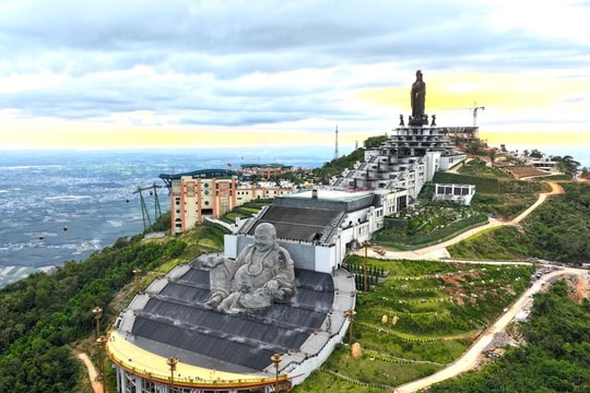 Không cần lên Đà Lạt, ngay gần Sài Gòn cũng có một “thành phố mù sương” tuyệt đẹp