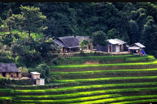 Cách Sa Pa chỉ 5km, đây là "tọa độ vàng" của những tín đồ mê xê dịch dịp lễ 30/4 này
