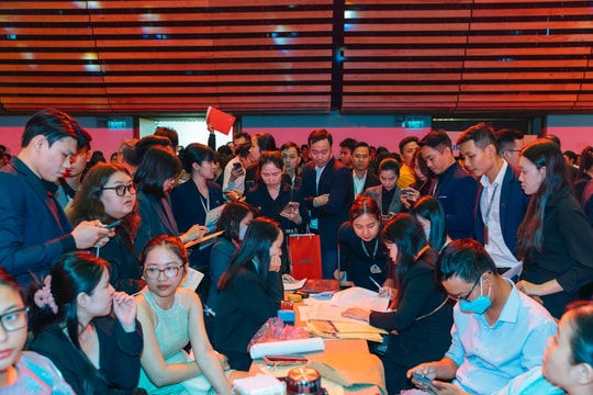 Hơn 2.500 khách hàng tham dự lễ ra mắt The Gió Riverside