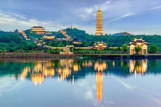 Chỉ cách Hà Nội 2 tiếng đi xe, địa danh này không xô bồ, không chen chúc nhưng đẹp đến nghẹt thở