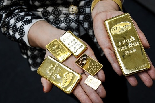 Phân biệt vàng thật - vàng giả: Những cách thử vàng tại nhà đơn giản nhưng hiệu quả