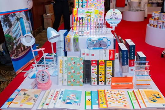 Không cần viral, không cần chạy quảng cáo, thương hiệu học trò này vẫn 'sống khoẻ' suốt 70 năm