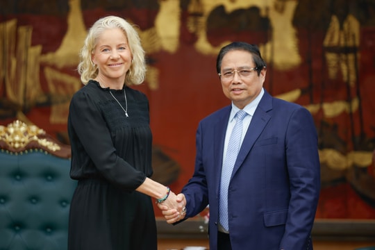 Tập đoàn Thụy Điển muốn đưa Việt Nam trở thành trung tâm toàn cầu đầu tiên về dệt may tuần hoàn, công nghệ cao