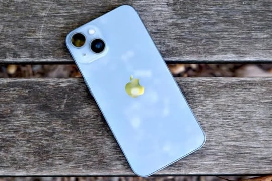 Chiến thần iPhone chỉ hơn chục triệu: Rẻ như tầm trung, mạnh như flagship