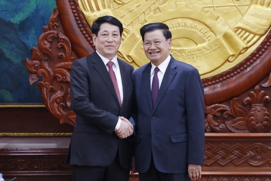 Việt Nam - Lào nhất trí về các định hướng lớn phát triển quan hệ 'có một không hai'