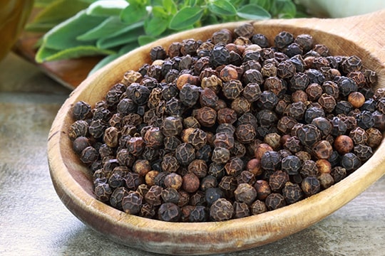 Giá tiêu hôm nay 28/4: Giao dịch trầm lắng, giá đi ngang nhiều ngày liền