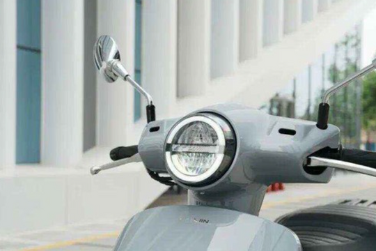 Lộ diện mẫu xe máy "ưng ngay từ cái nhìn đầu tiên": Đẹp, sang và giá lại rẻ