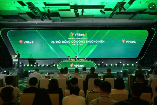 ĐHĐCĐ VPBank 2025: Tham vọng tổng tài sản vượt 1 triệu tỷ, sẽ lấn sân sang mảng bảo hiểm nhân thọ