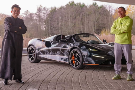 Đại gia Minh Nhựa nhận được món quà “đo ni đóng giày” từ McLaren: Đắn đo không biết nên xài để lái xe cho đúng chuẩn, hay... đóng khung treo tường ngắm mỗi ngày cho đỡ tiếc