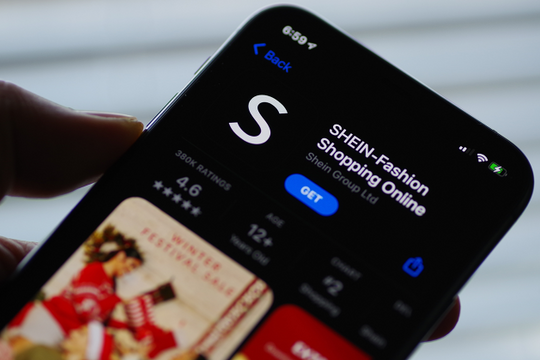 Thời trang Shein "phủ sóng" Việt Nam: Câu chuyện về một thế hệ tiêu dùng mới