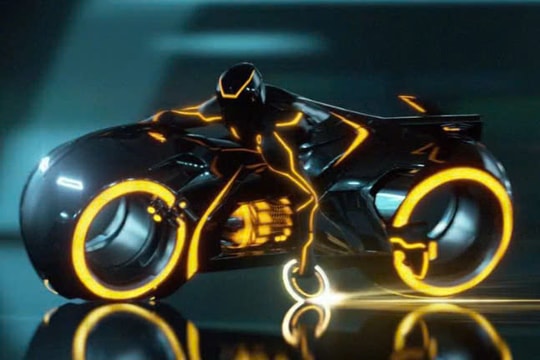 Sắp tới, bạn sẽ có thể sở hữu chiếc xe máy điện bánh rỗng xịn xò như trong "Tron: Legacy"