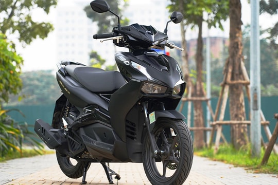 Trải nghiệm đi làm hàng ngày bằng Honda Air Blade: Mức giá có xứng đáng?