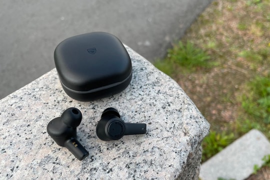 Tai nghe giá chưa tới 400K nhưng "siêu vippro" khi có cả ANC và xuyên âm: Nghe tưởng đùa, nhưng là thật!