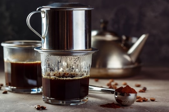 Giá cà phê hôm nay 1/5: Cà phê Việt "nghỉ lễ", thế giới lặng lẽ tăng tốc