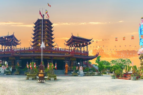 Tìm về nét nguyên sơ của miền Tây tại Vĩnh Long: Viên ngọc ẩn giữa hai dòng sông