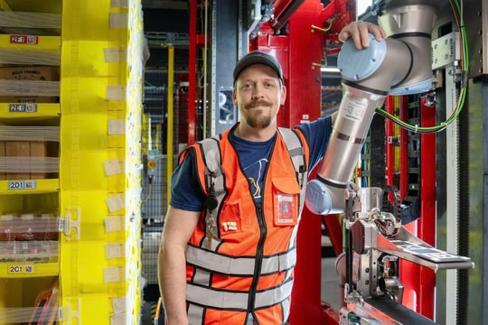 Cực thông minh, siêu robot này biết cảm nhận ngoại vật không khác gì con người