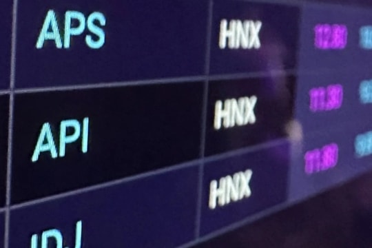 Đón sóng đại hội, cổ phiếu hệ sinh thái APEC "cháy hàng"