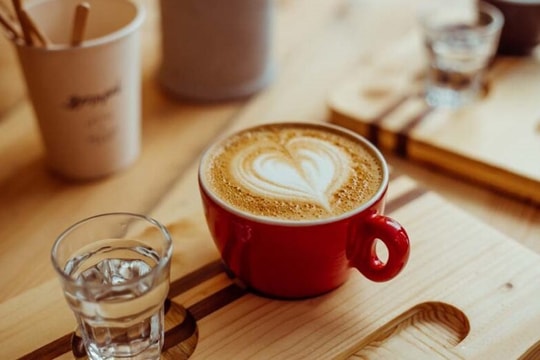 Bí mật đằng sau "ngôi nhà cà phê" khiến Gen Z tự nguyên check-in mỗi tuần