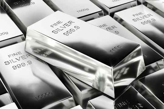 Giá bạc hôm nay 12/5: Neo cao đầu tuần