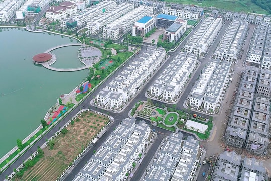 Hàng trăm căn nhà ở xã hội "hàng xóm" với Vinhomes Riverside chính thức mở bán, giá chỉ hơn chục triệu/m2?