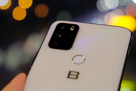 Chiếc điện thoại từng khiến dân mạng "dậy sóng": Giá rẻ giật mình