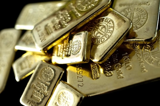 Giá vàng sắp giảm mạnh về còn 80 triệu đồng/lượng?