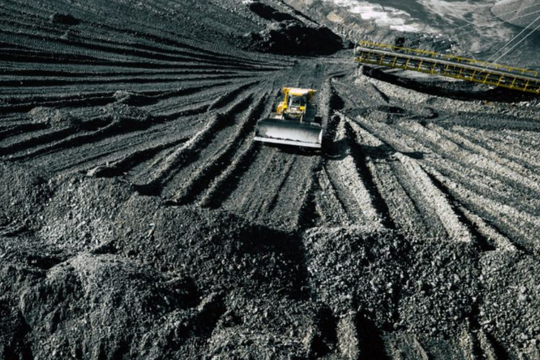 ‘Vàng đen’ từ Nga đổ bộ Việt Nam với giá rẻ bất ngờ, là kho báu Nga tuyên bố đủ dùng trong hàng trăm năm