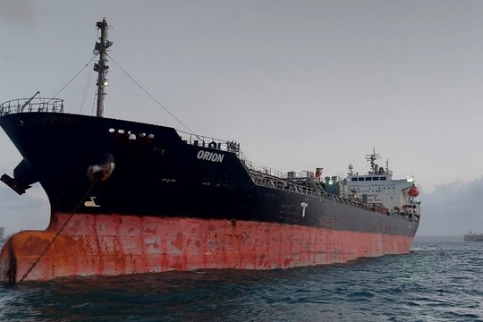 Cổ đông lớn “xuống tàu” sau 7 năm gắn bó, doanh nghiệp vận tải biển này cũng chính thức “bẻ lái” hành trình