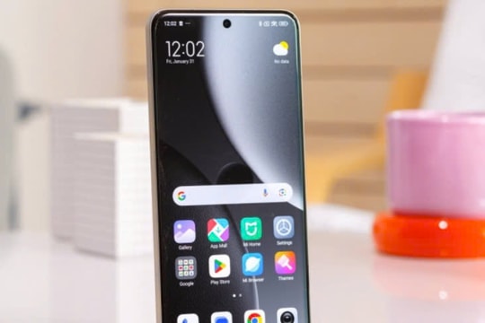 Trải nghiệm Xiaomi 15 Ultra: Thiết kế như máy ảnh cơ, hiệu năng đè bẹp cả flagship