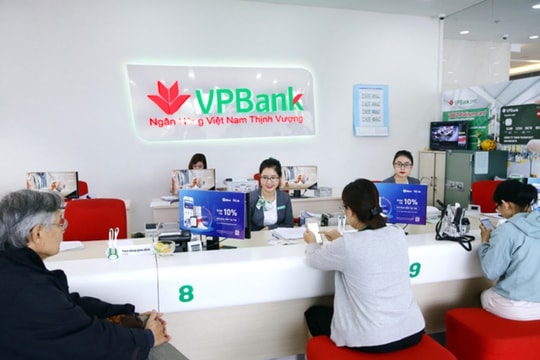Lãi suất ngân hàng VPBank tháng 5/2025: Gửi 200 triệu đồng lãi bao nhiêu?