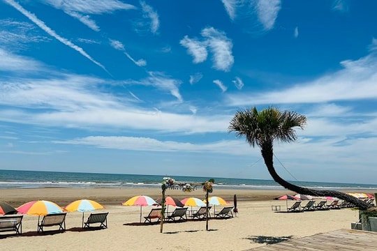 Không phải Sầm Sơn, Thanh Hóa giấu một “viên ngọc biển” chưa kịp nổi tiếng nhưng đẹp ngỡ ngàng