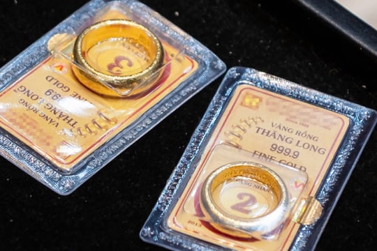 Giá vàng nhẫn hôm nay 20/5: Tại sao lao dốc trong khi vàng miếng "bình an"?