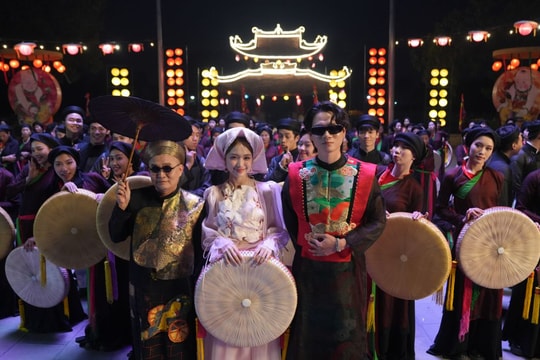 MV Bắc Bling đạt 200 triệu view: Hòa Minzy "bỏ túi" được bao nhiêu tiền từ YouTube?