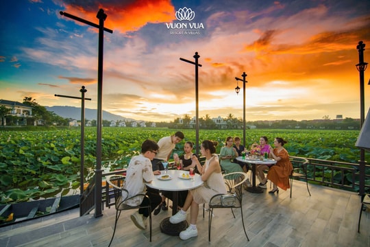 Vườn Vua Resort & Villas – Thức giấc cùng mùa sen Bạch Thủy thanh khiết
