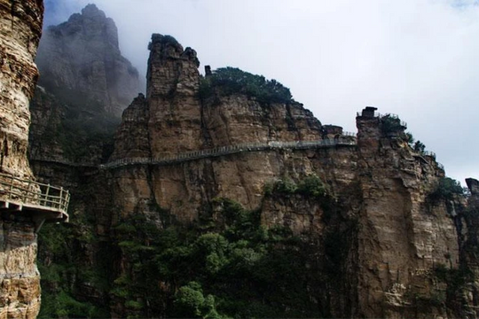 Chiến lược “ám độ Trần Thương”: Tận dụng cơ hội bất ngờ trong đầu tư