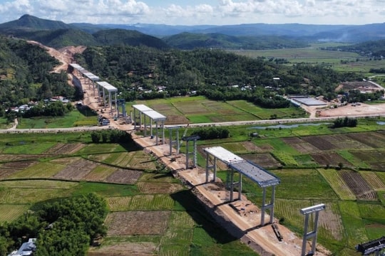 Phú Yên chốt chủ trương đầu tư hai dự án trọng điểm, 20.000 lao động sắp gia nhập "hệ sinh thái" HPG