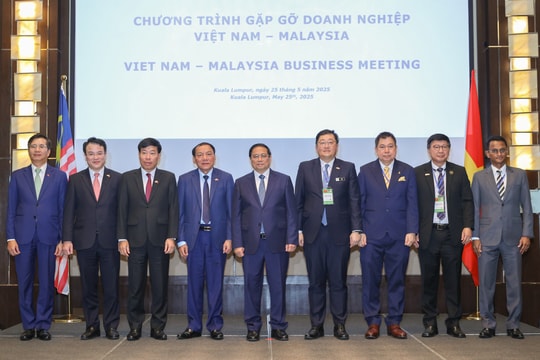 Thủ tướng kêu gọi doanh nghiệp phát huy sứ mệnh kết nối trong ASEAN và giữa Việt Nam - Malaysia