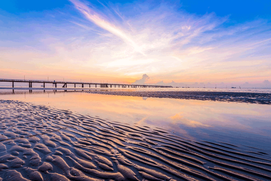 Sau sáp nhập, một tỉnh mới vừa có biển cát đen độc nhất, vừa là “vương quốc trái cây” và “xứ sở sen hồng”