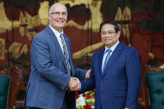 Thủ tướng Phạm Minh Chính tiếp Đoàn Nghị sĩ lưỡng đảng Hạ viện Hoa Kỳ