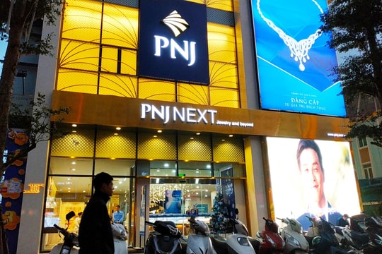 Phản ứng tức thì của cổ phiếu PNJ khi "cuộc chơi" ngành vàng sắp viết lại
