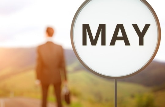 Bất chấp "Sell in May", nhóm cổ phiếu này vẫn tỏa sáng rực rỡ, có mã tăng tới 41%